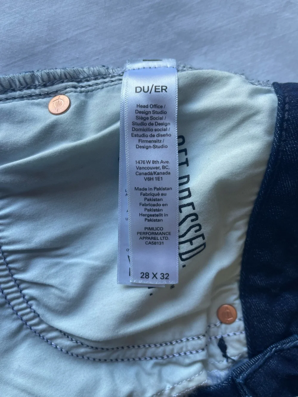 NWT DU/ER Women’s Performance Denim Slim Straight Nostalgia Tone Size W28 L32 - Picture 11 of 15